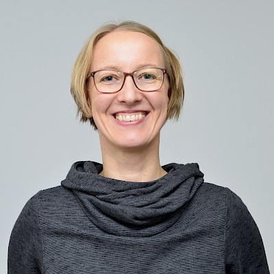 Portraitbild Nadine Busch